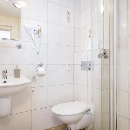 Blesk Affittacamere 2*